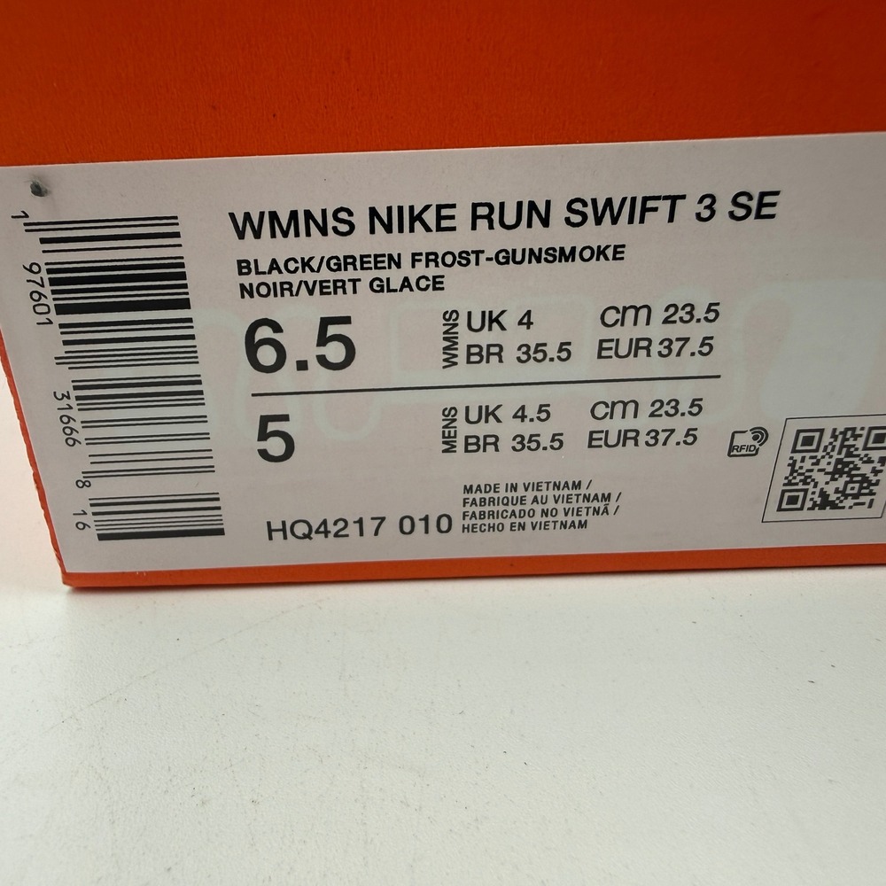 Nike Run Swift 3 SE Shoes Women Size 6.5 Black Green Frost Running HQ4217 010 - Picture 7 of 8